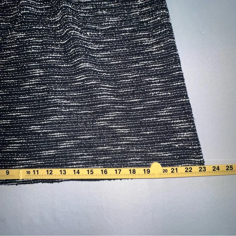 Karl Lagerfeld • Tweed Shift Dress Womens 12 Black White White Pearl Buttons - Picture 16 of 16